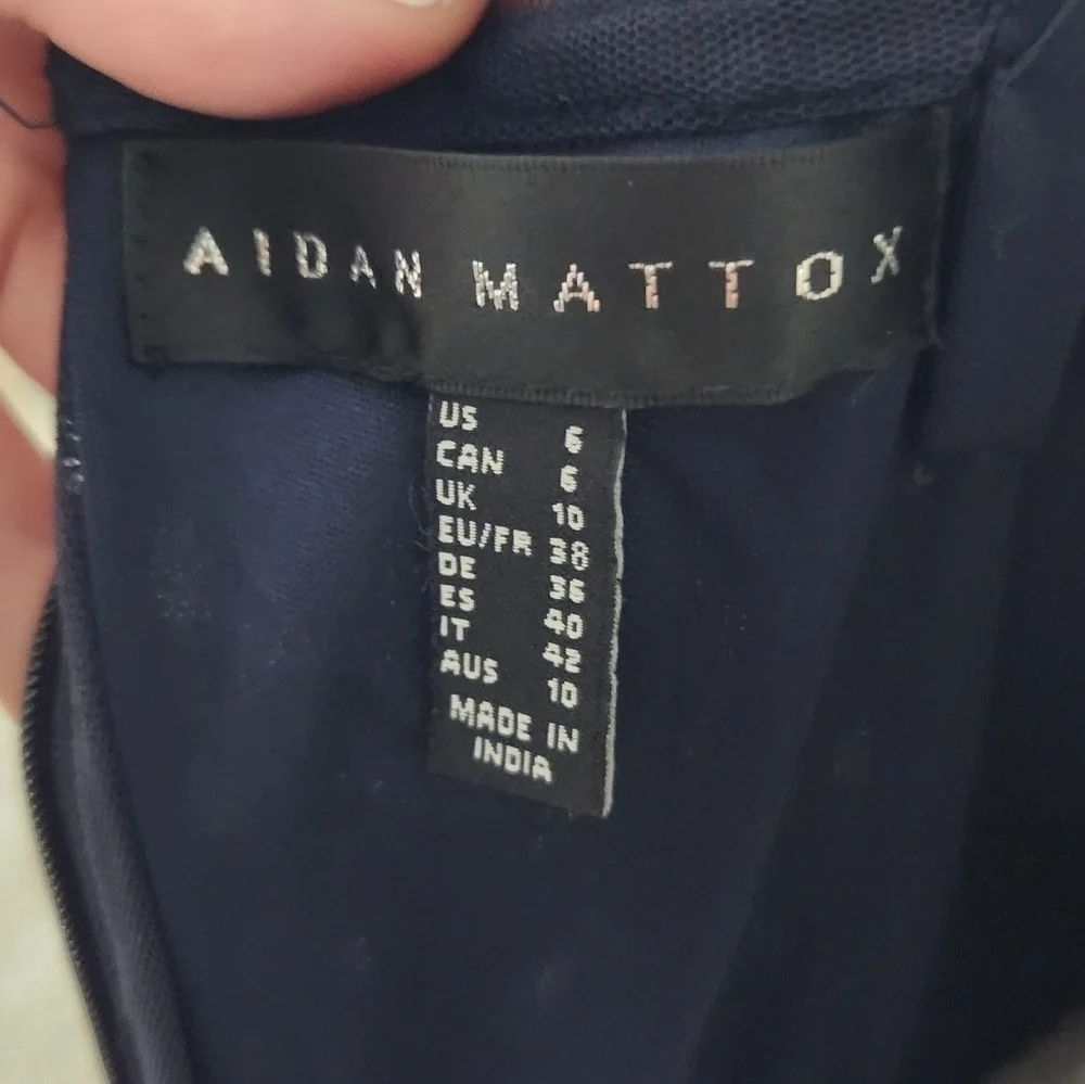 Aidan Mattox $550 NWT Beaded V-Neck Sheath Evening Gown Navy Blue, size 6 - Picture 11 of 13